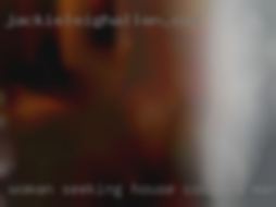 Woman seeking house cougars men orally!